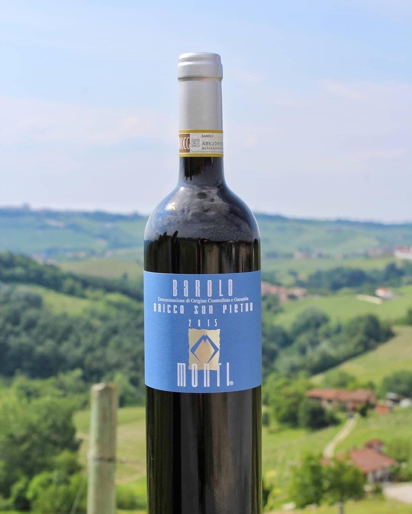 2015 Barolo D.O.C.G  Bricco San Pietro